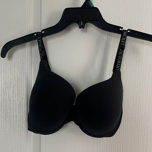 Victoria's Secret Black Padded Bra